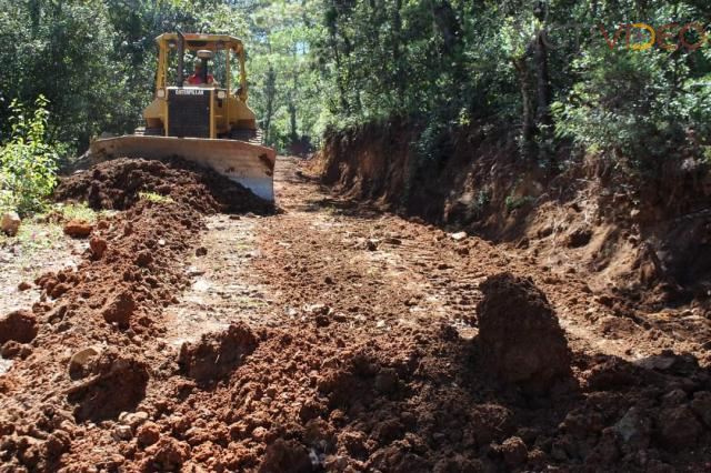 Ayuntamiento de Morelia apoya al campo con mejora territorial y caminos rurales