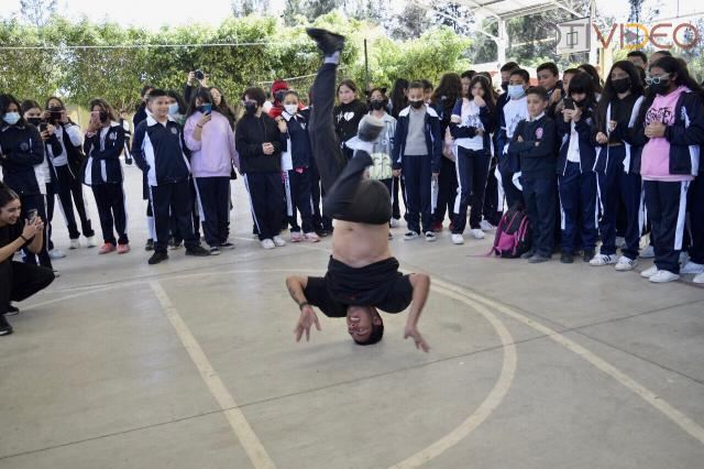 IJUM y HUMEC llevan talleres de hip-hop a Escuela Secundaria en Morelia 