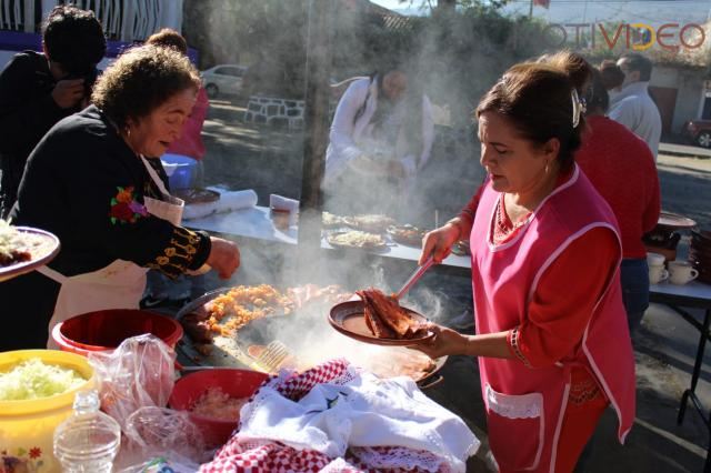 Impulsa SEFECO, 1er. Feria de la Enchilada y el Torito de Petate