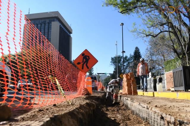 Rehabilita Gobierno Municipal colector en Calzada Ventura Puente