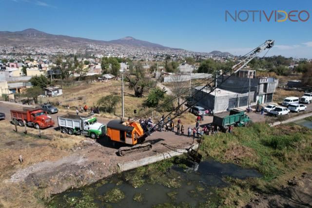 Arranca Alfonso Martínez programa de limpieza en el Río Grande y drenes de Morelia