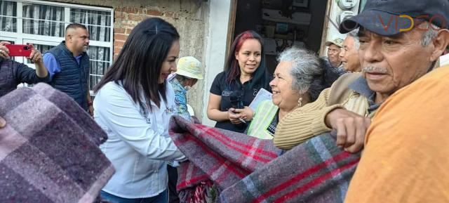 Intensifica Gloria Tapia programa Arropando con Amor