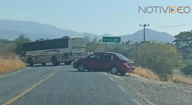 Tras un bloqueo carretero son detenidos cinco sujetos en posesión de drogas en Buenavista