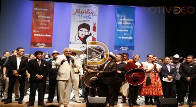 Rinden homenaje a Martín Urieta en un concierto con sus éxitos