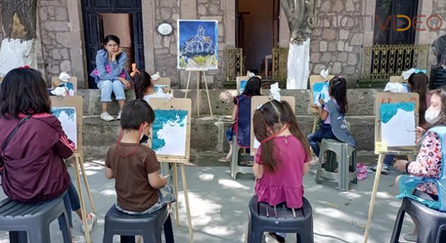 Callejoneada, cine, pintura y un diálogo saxofónico-poético, fueron disfrutados en Morelia