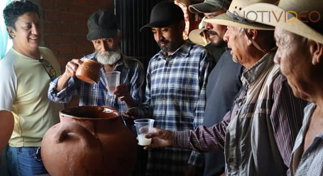 Gobierno de Morelia impulsa la producción del pulque en Santiago Undameo