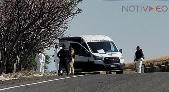 Localizan a dos personas ejecutadas en la orilla carretera estatal.