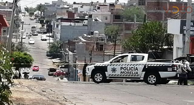 Disparan a dos hombres dentro de una cocina económica