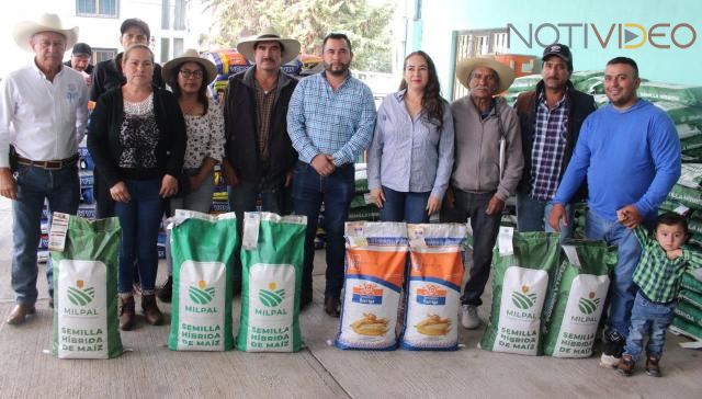 Gobierno Municipal continúa con el apoyo a productores del campo