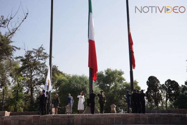 Con izamiento de Banderas inician festejos por 483 aniversario de Morelia