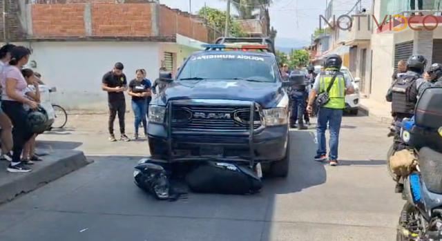 Motociclista herido en choque con patrulla de Policía Municipal, en la colonia México