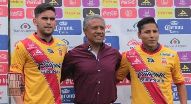 Presenta Monarcas a Vegas y Ruidíaz como refuerzo