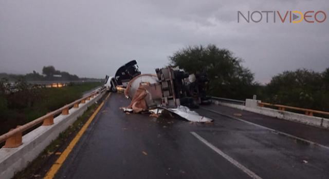 Carambola en la Autopista de Occidente deja un muerto y pérdidas materiales 