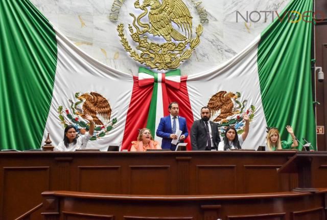 Por violar principio de legalidad, remueve Congreso al auditor superior