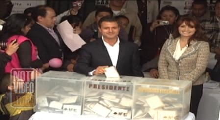 Enrique Peña Nieto votó en Atlacomulco