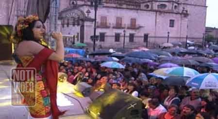 Nadia se presenta en Morelia