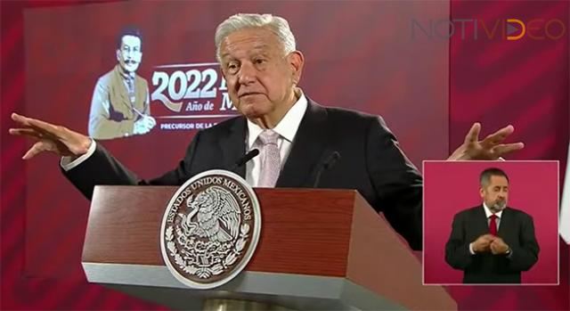 Gobernador de Texas se extralimita en sus decisiones: AMLO