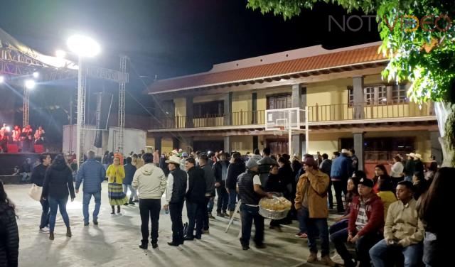 La fiesta de mi pueblo Zacán; música, danza y gastronomía, es la tradición.