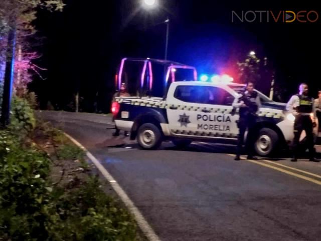 Hallan a joven ejecutado a la orilla de la Morelia-Chiquimitío 