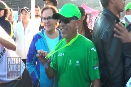 Gobernador de Michoacán participa en medio maratón, confirma visita de presidente a la entidad