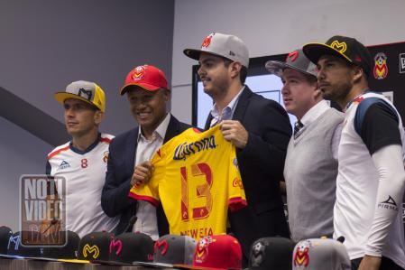 New Era y Monarcas anuncian alianza comercial