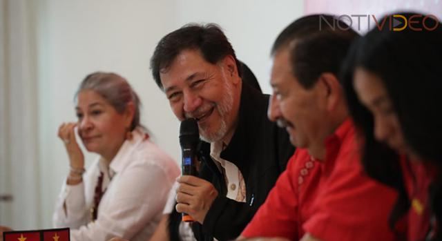 Noroña celebra que no se haya ido Ebrard y se siente ganador