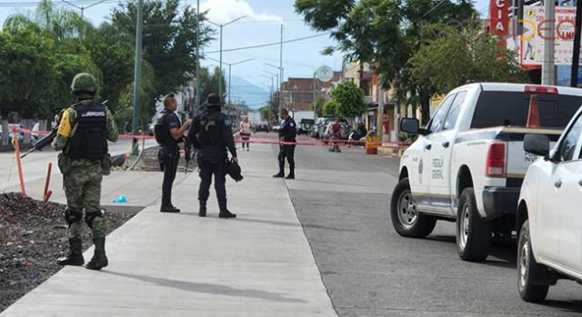 Balean a un joven dentro de una barbería en la colonia El Porvenir de Zamora 