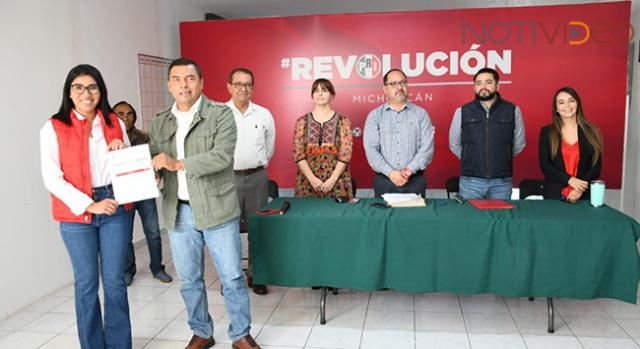 Se registran fórmulas para presidir el PRI en Ario de Rosales, Morelia, Múgica y Parácuaro