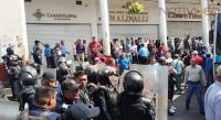 Transportistas sabotean evento de gobernador de Michoacán