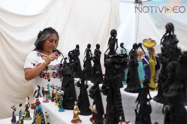 Con fiesta, color, y tradición arrancó la Feria de la Catrina en Capula