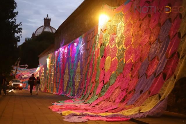 Cielo Tejido ilumina el Andador Nigromante en honor a los bebés que partieron de forma inesperada