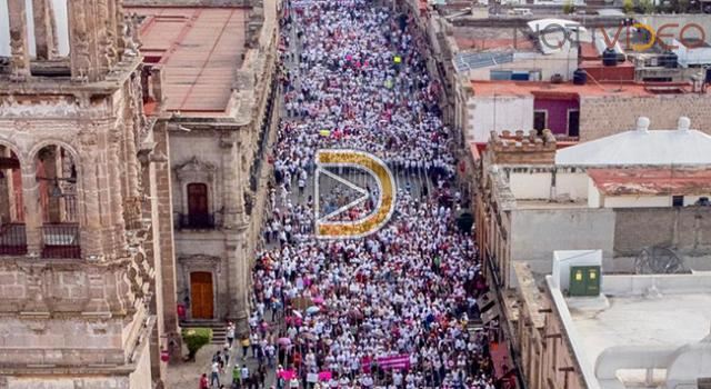 Cerca de 40 mil morelianos marchan a favor del INE