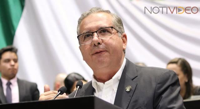 Enrique Godínez exhorta al gobierno de Michoacán a mejorar salarios de los trabajadores de la SSM