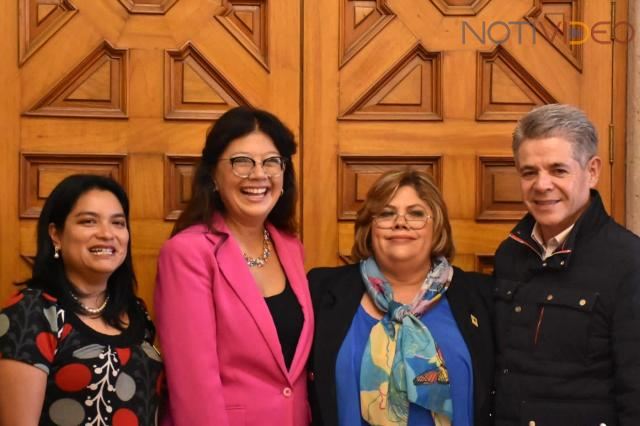 Diputados estrechan lazos de cooperación con Karina Villa, senadora de Illinois