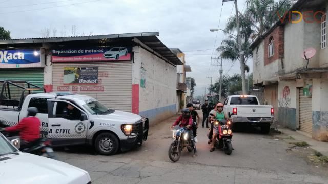 Presuntos ladrones de aguacate se enfrentan a balazos con la policía; hay 4 detenidos